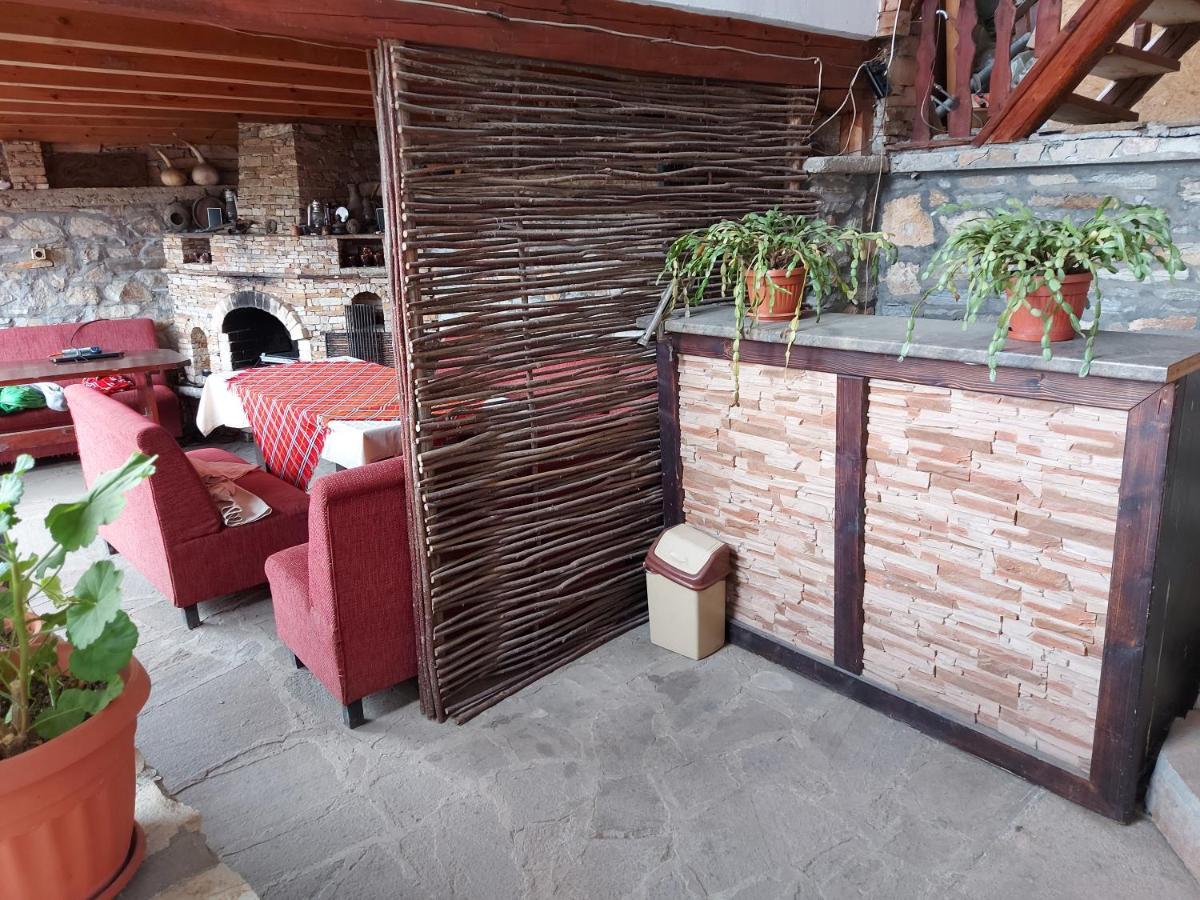 Sharkov Guest House Dolen  المظهر الخارجي الصورة